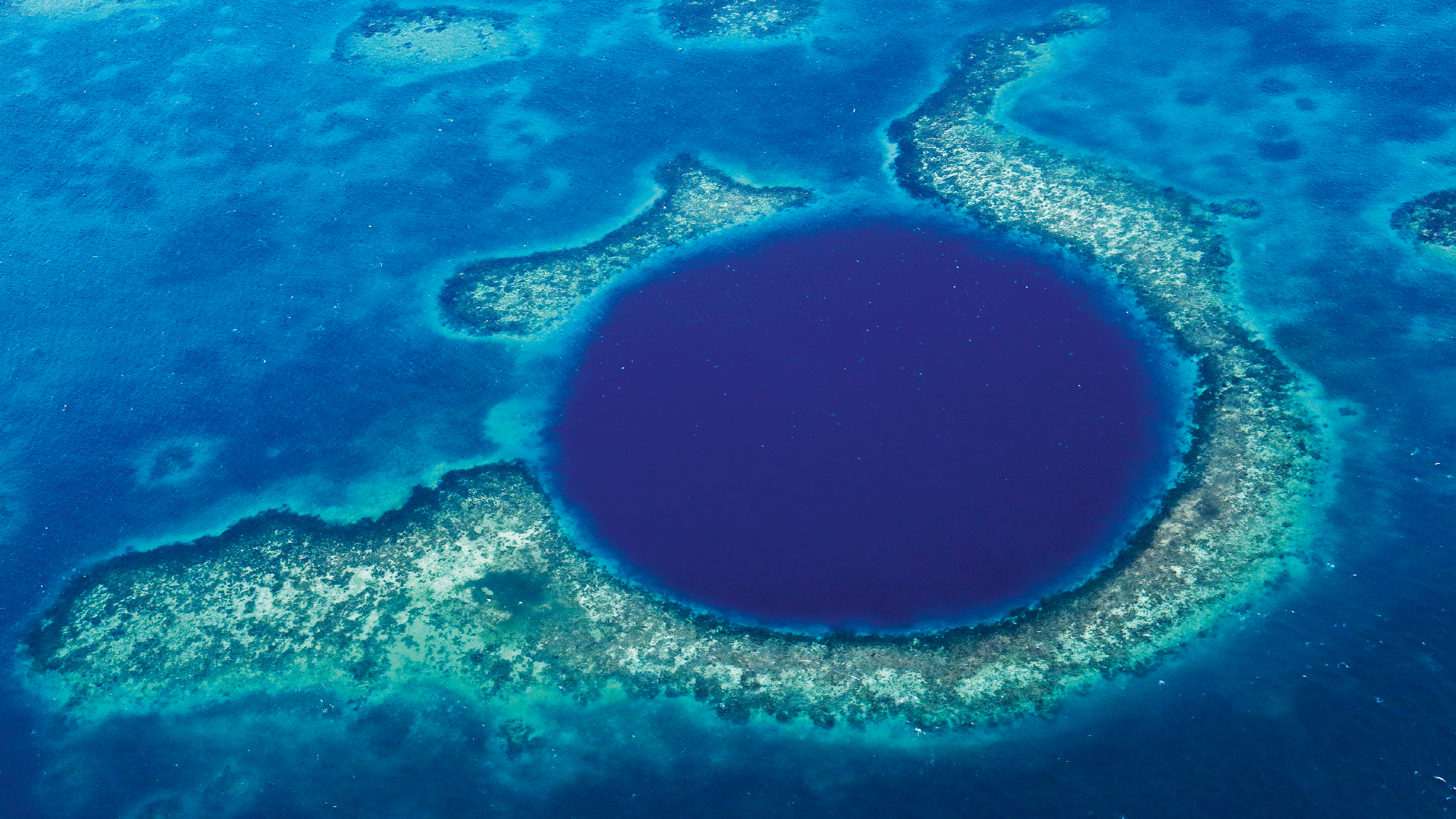 El agujero azul más grande del mundo